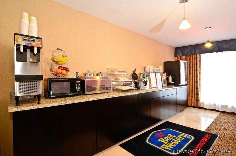 红屋顶文森斯酒店 温森斯 餐厅 照片