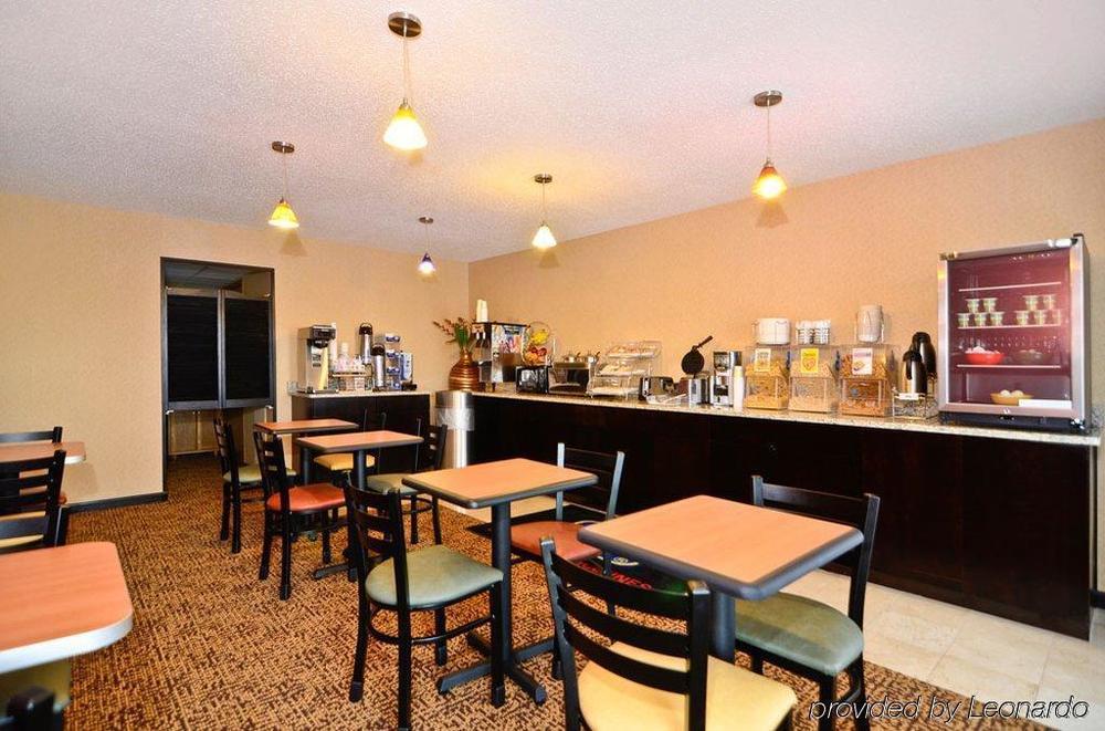 红屋顶文森斯酒店 温森斯 餐厅 照片